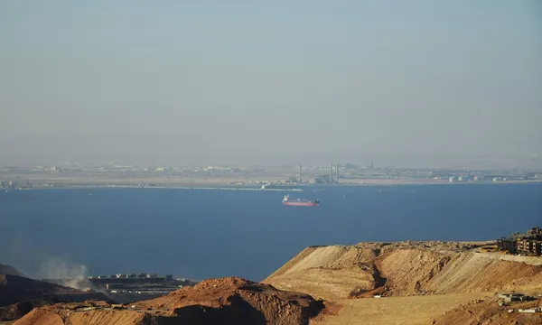 Suez Canal Returns: What the Carrier Comeback Means for China–Europe DDP Shipping in Q4 2026